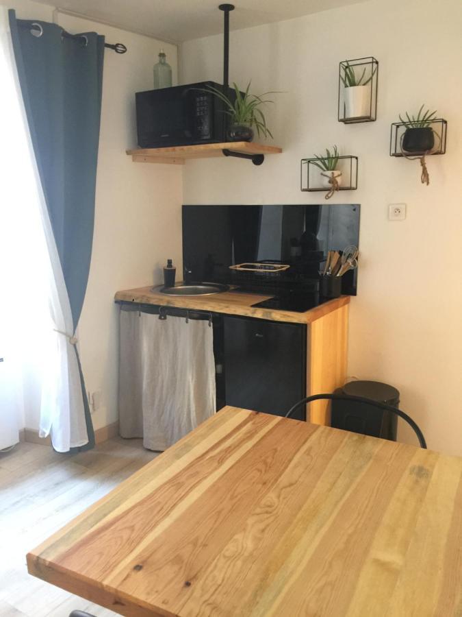 Le Georges Appartement Aiguilhe Buitenkant foto
